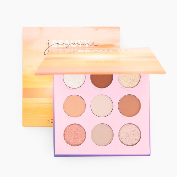 NWT Jazmine Beauty Chasing Sunsets Eyeshadow Palette - Picture 2 of 2